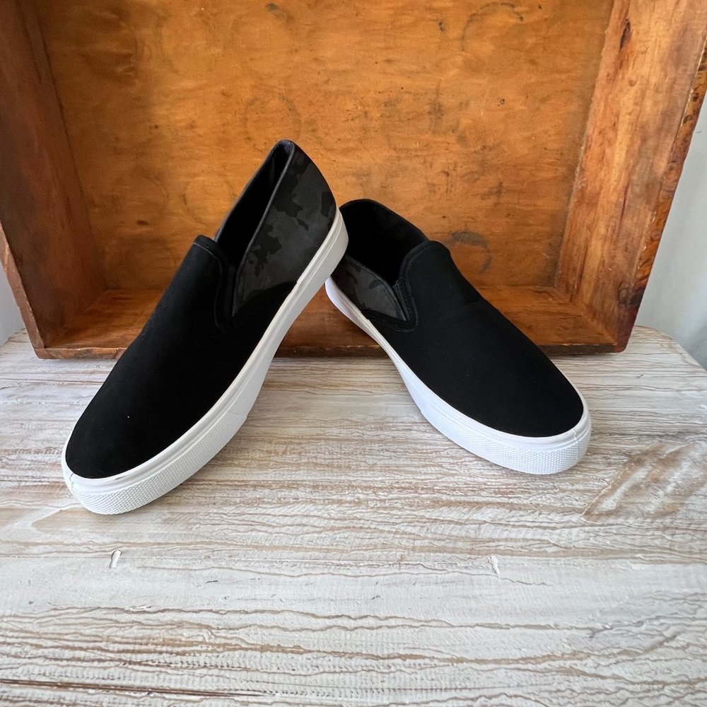 Zoey Slip-on Shoes, Black with Camouflage Pattern, “Alex” Size 9, New!